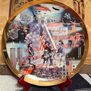 Danbury Mint United We Stand Commemorative Plate - Red, Blue, Gold